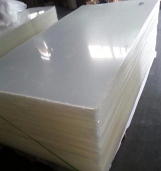 แผ่นอะคริลิคใส