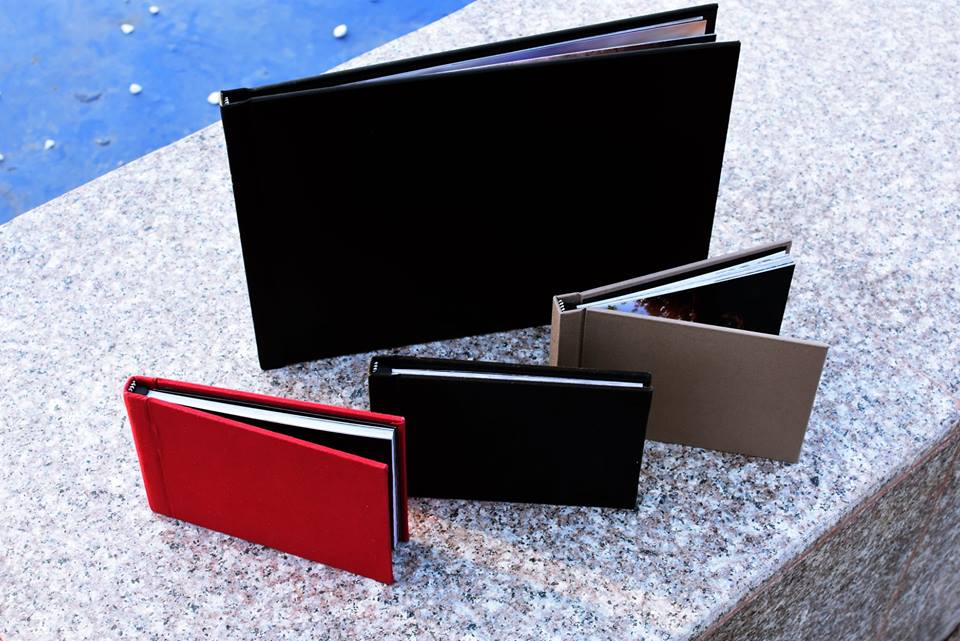 Adhesive photo album sheet Adhesive photo album sheet